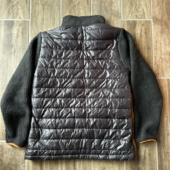 Womens Shell Jacket - Picture 2 of 5